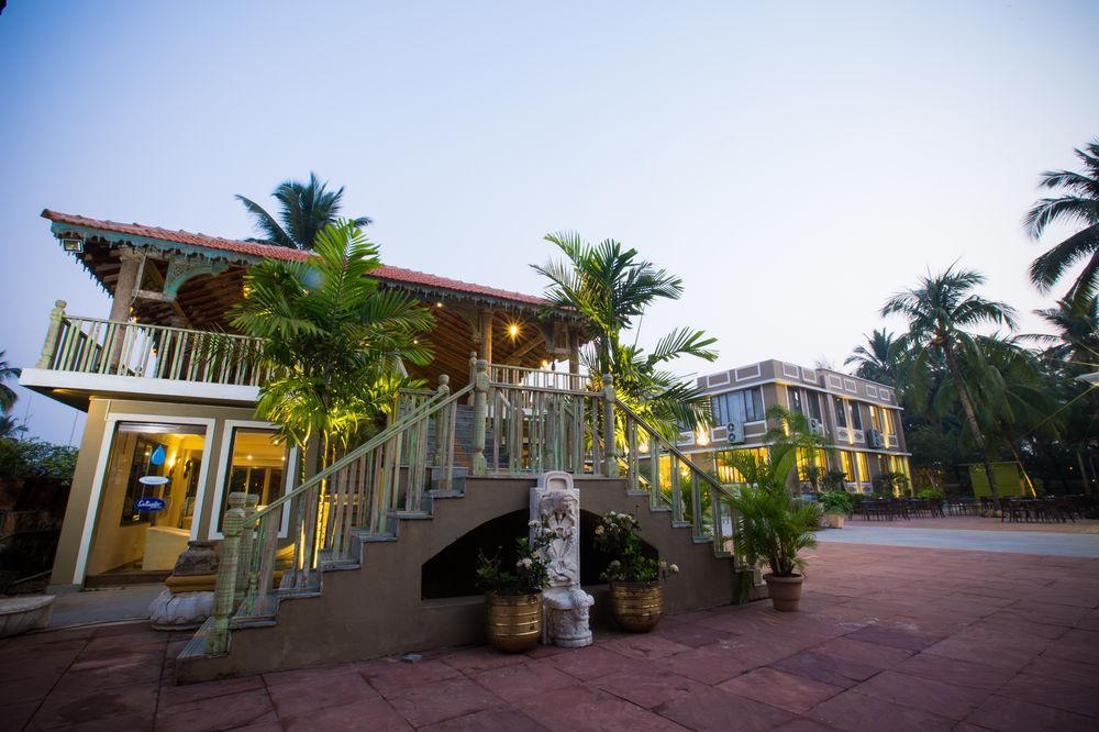 Club Mahindra Acacia Palms Hotel Kolva Kültér fotó