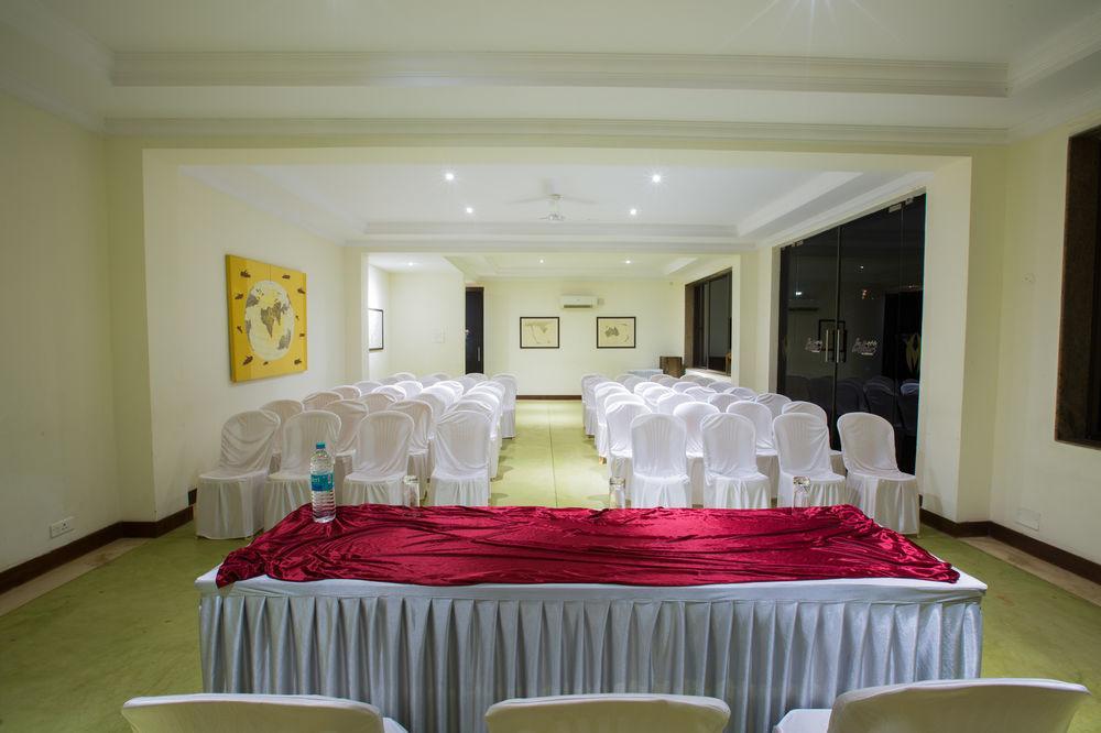 Club Mahindra Acacia Palms Hotel Kolva Kültér fotó