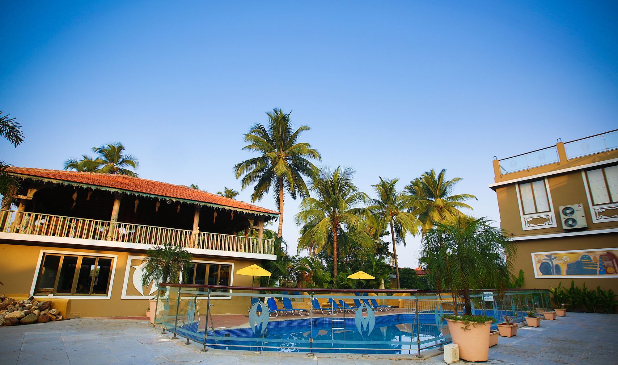 Club Mahindra Acacia Palms Hotel Kolva Kültér fotó